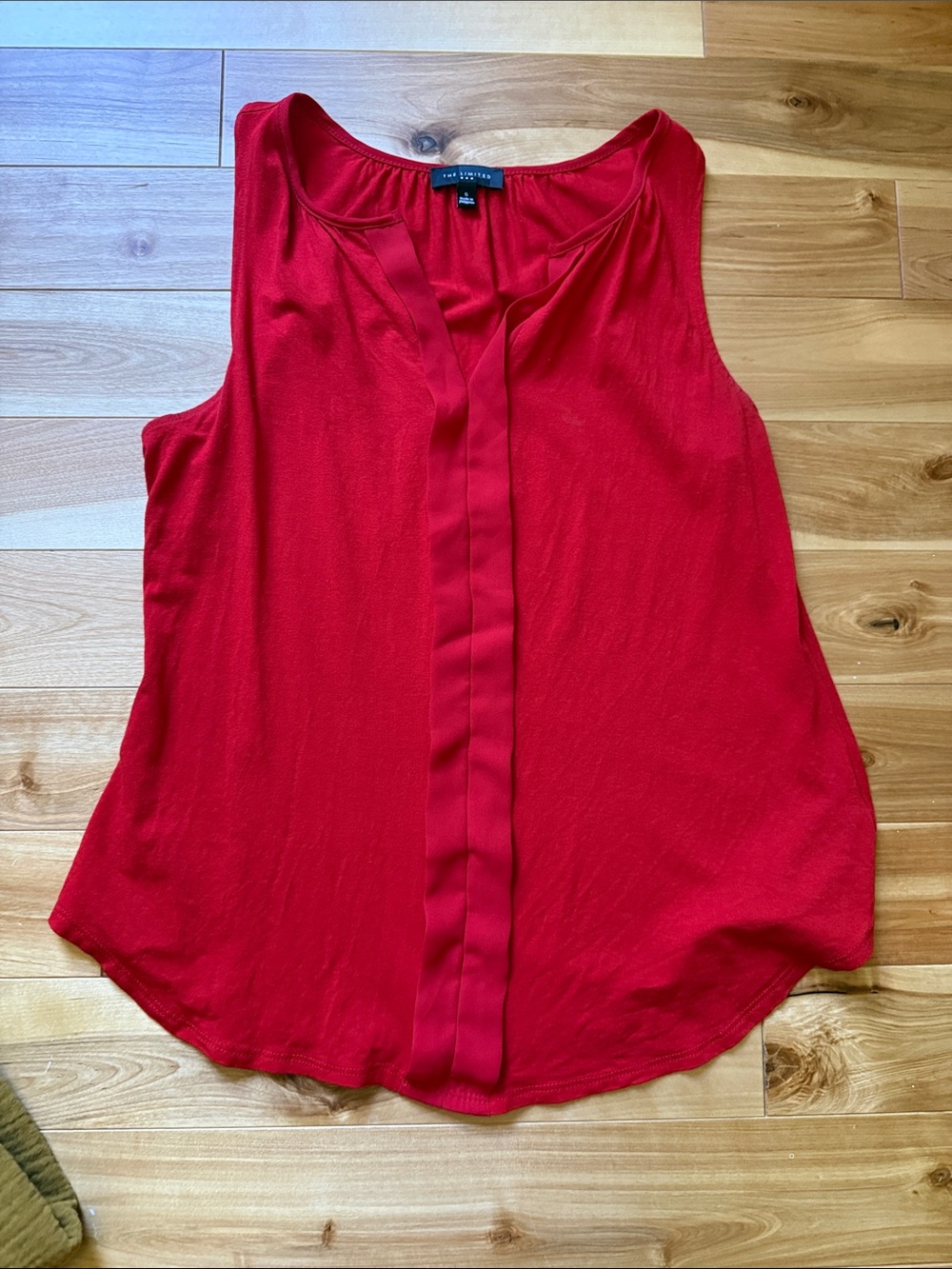 The Limited Bright Red Sleeveless Pleated-Trim Camisole
